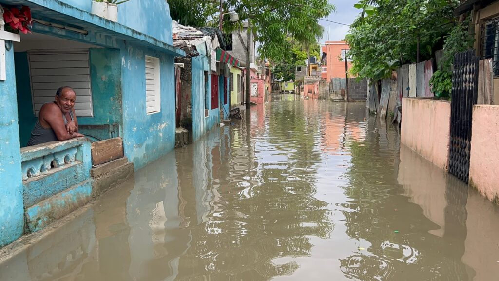 En Cancino Adentro decenas de viviendas permanecen inundadas