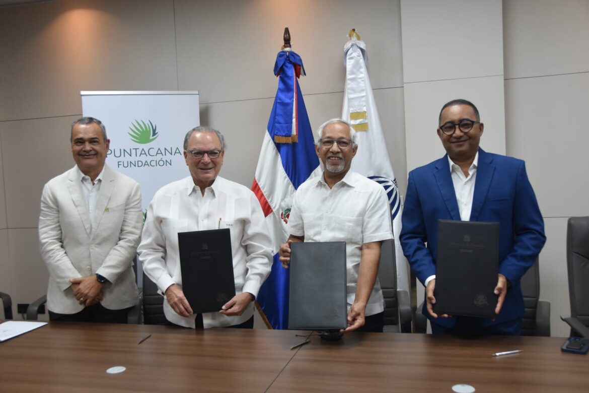 Educación y Fundación Puntacana firman acuerdo para construir un nuevo centro educativo en Higüey